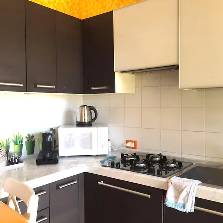 5Maggio - Ice Hockey Arena 1 Stop Apartman Milánó