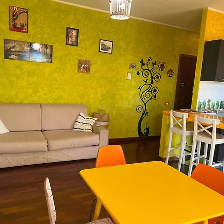 5Maggio - Ice Hockey Arena 1 Stop Milánó